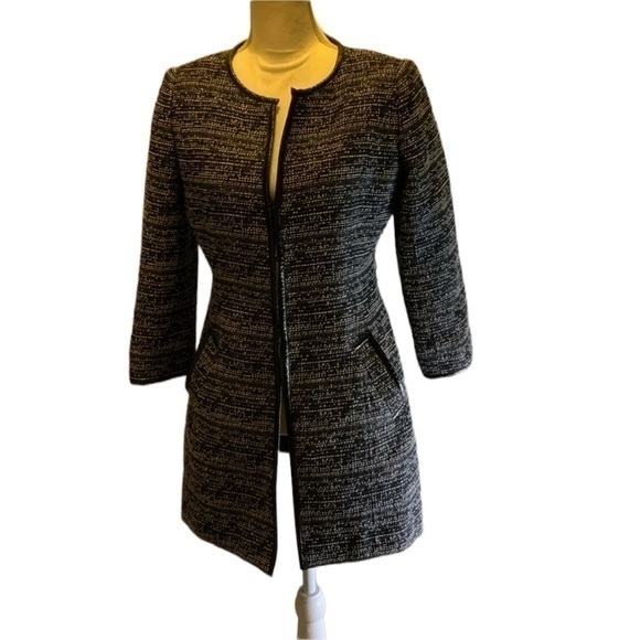 Cache Luxe Jacket - Picture 1 of 9